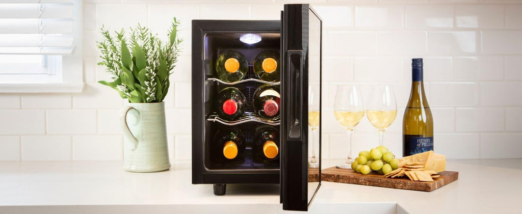 Koolatron 6 Bottle Wine Fridge – Freestanding Wine Cooler with Glass Door, 0.6 cu ft (16 L) Beverage Can Refrigerator, Digital Temperature Control, Ideal for White, Red & Sparkling Wine, Champagne