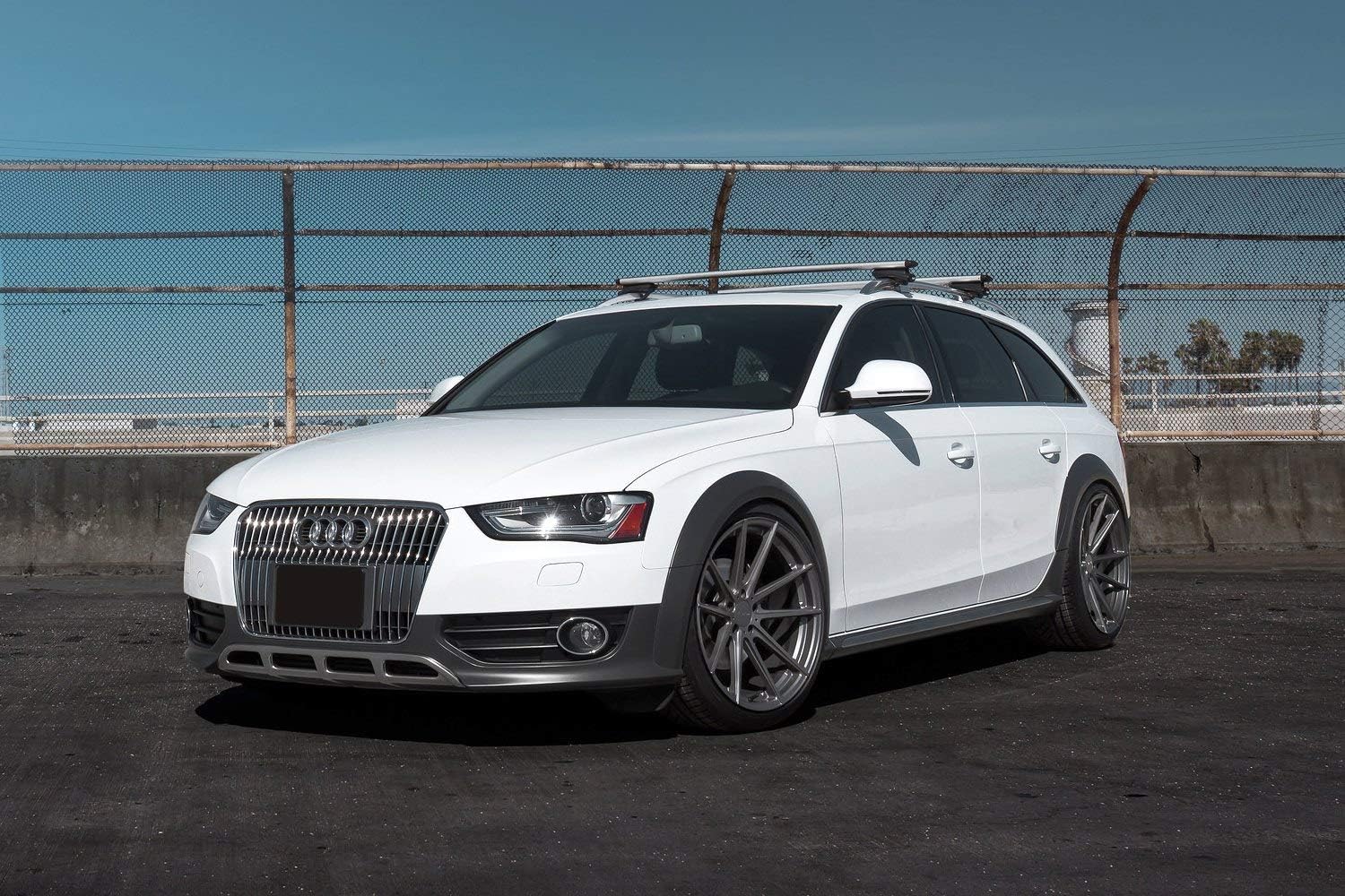 TSW Wheels Bathurst Gloss Gunmetal Wheel with Aluminum (20 x 10. inches /5 x 114 mm, 40 mm Offset)
