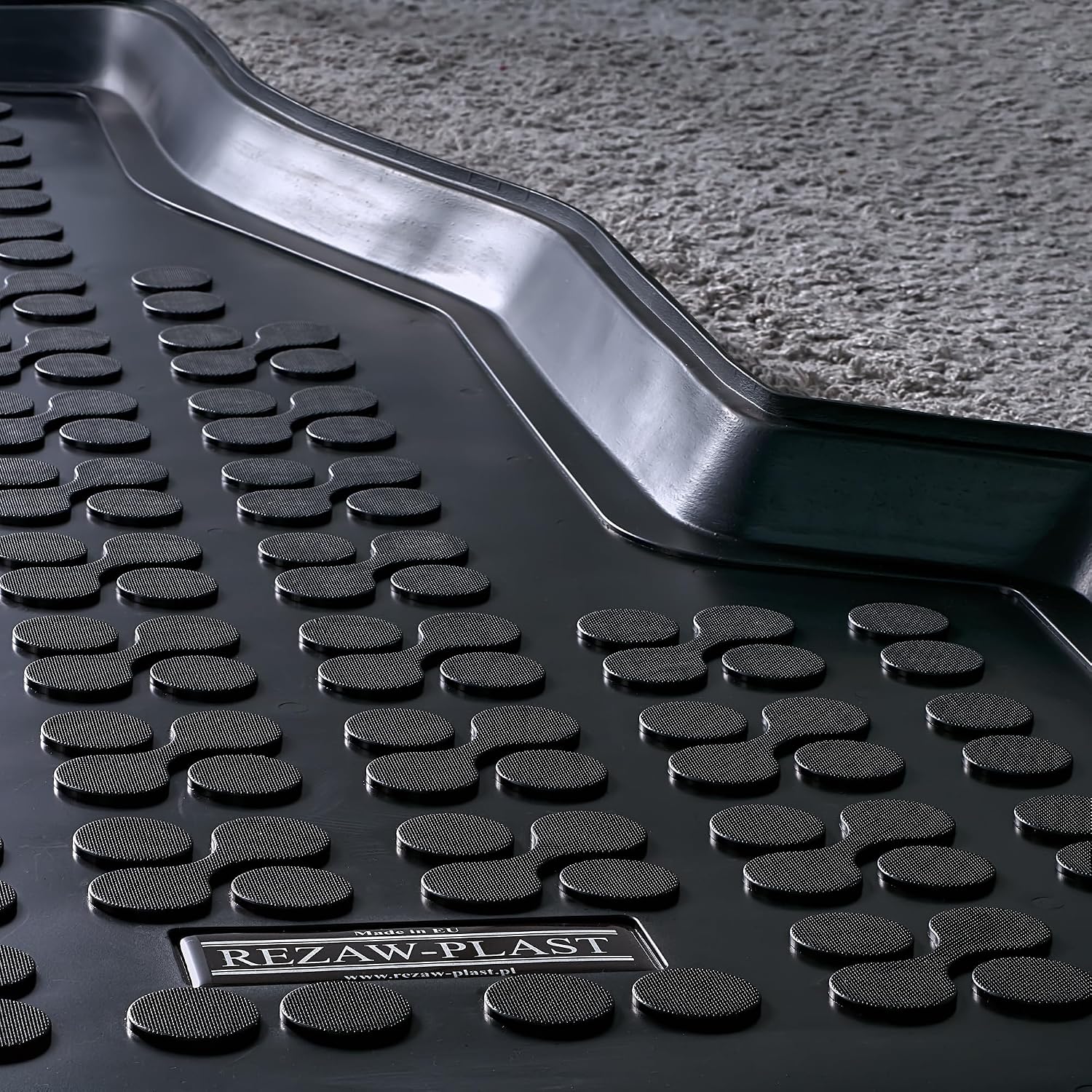 REZAW-PLAST Premium Floor Mats Set Compatible with Volvo V90 Cross Country 2017-2024 Automotive Floor Mats & Cargo Liners Tailored All Weather Custom Fit Car Accessories Black